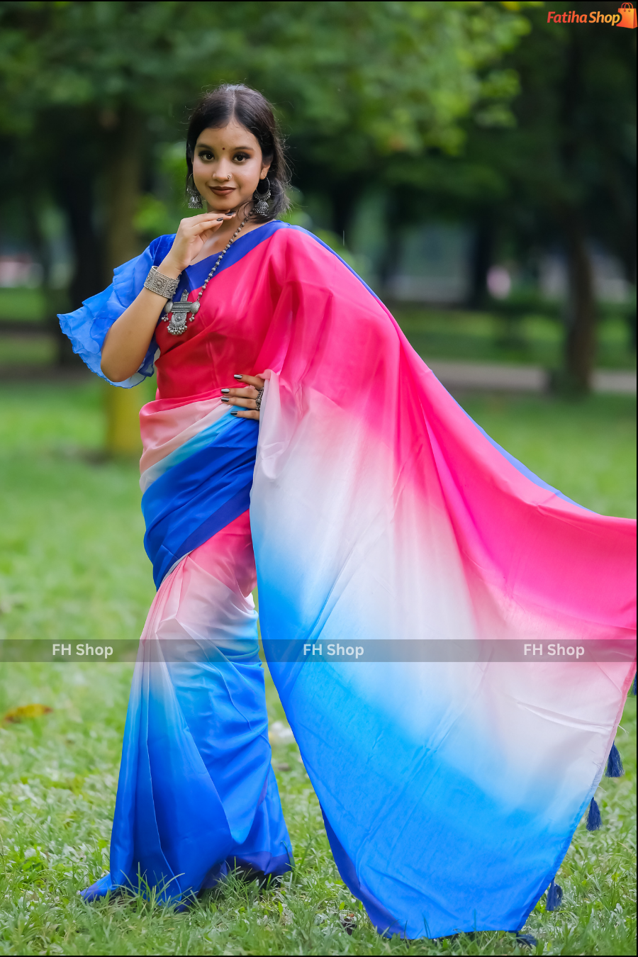 r (6) 1106-স্টাইলিশ রঙধনু জর্জেট শাড়ি, সাথে ম্যাচিং ব্লাউজ পিস। হালকা, আরামদায়ক ও এলিগেন্ট - Image 1